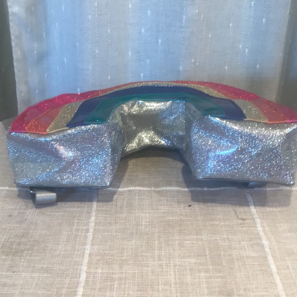 🌈 Mini Rainbow Backpack🌈 - Picture 4 of 10